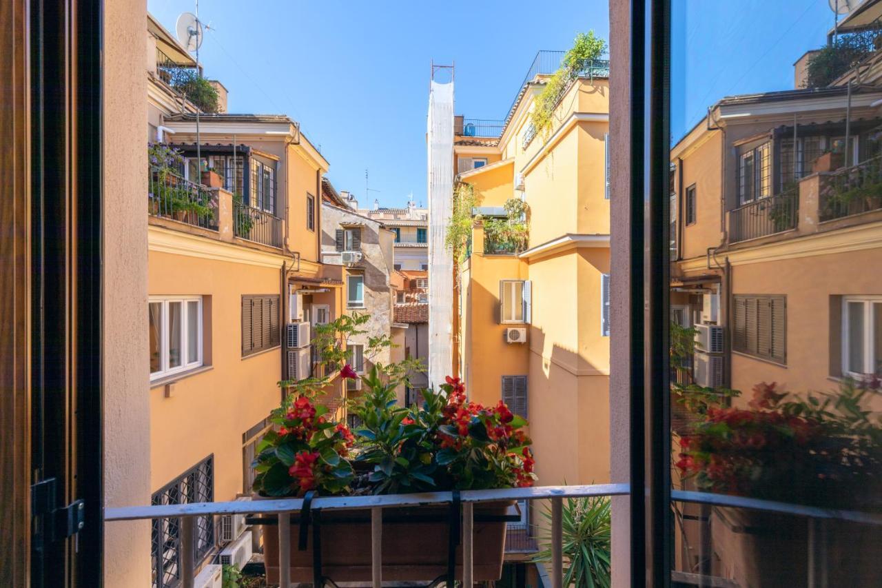 Domus De Fiori Apartment Rome Exterior photo